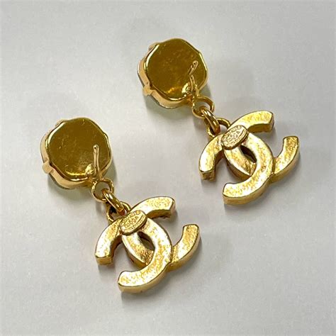 fake cc logo earrings chanel|how to authenticate chanel earrings.